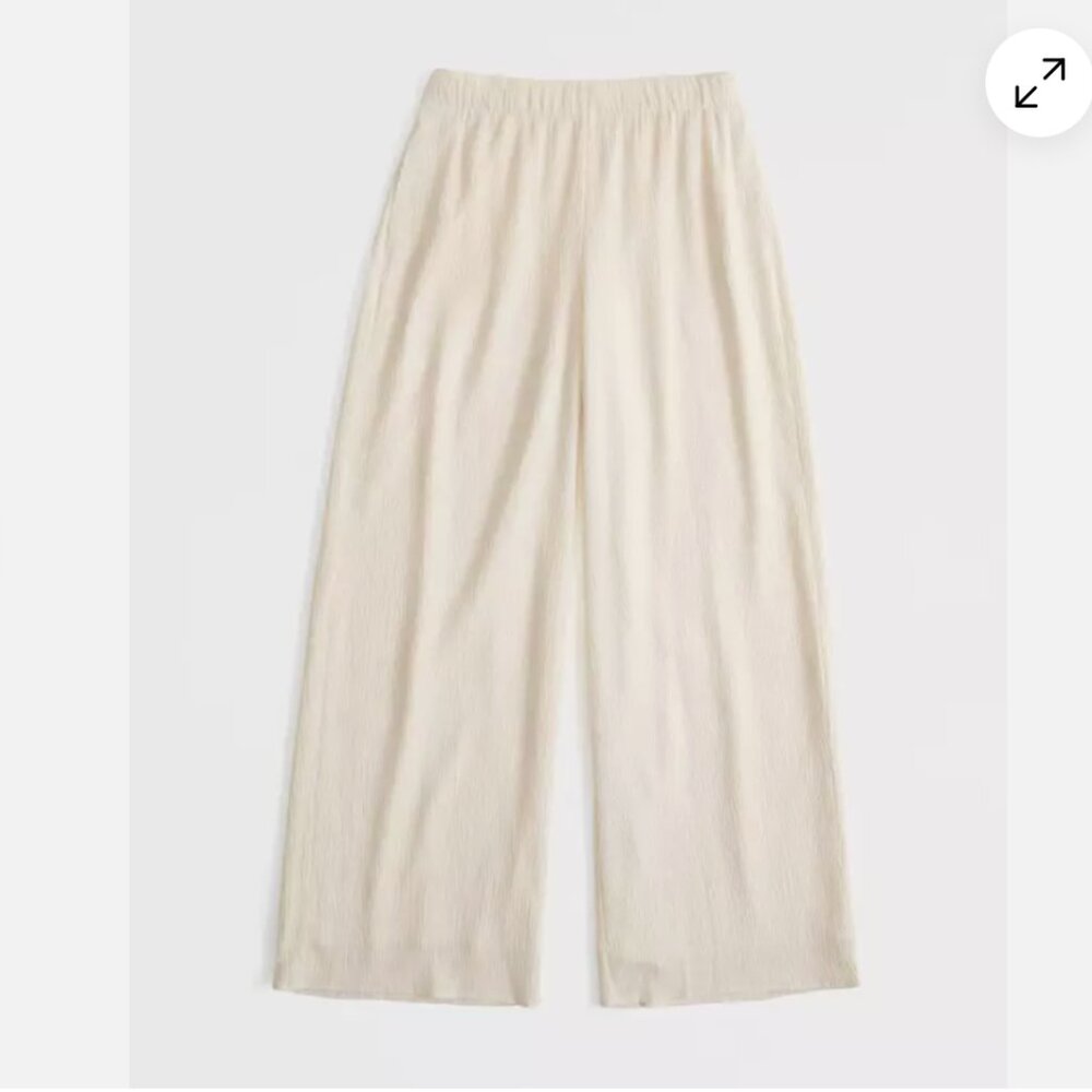 Abercrombie Crinkle Textured Pull-On Pant XS Cream Beige Wide Leg Short